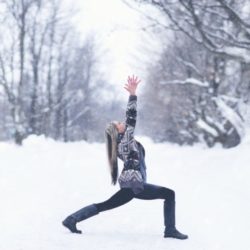 Yoga in timpul iernii – Sfaturi de practica pentru sezonul rece